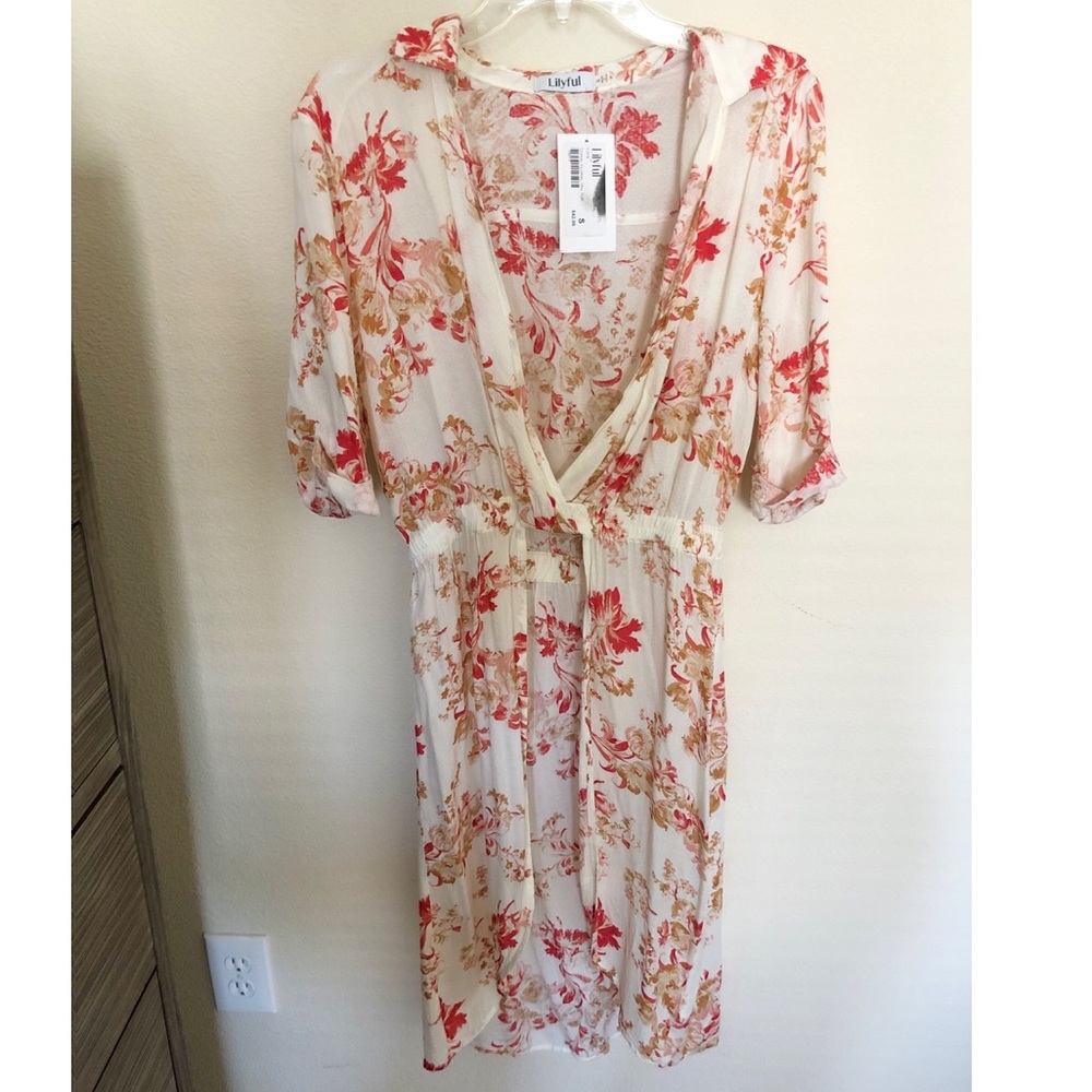 Lilyful tail top